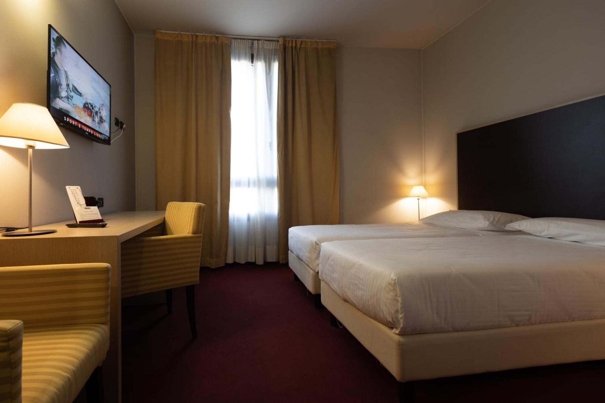 Art Hotel Olympic Турин Екстер'єр фото